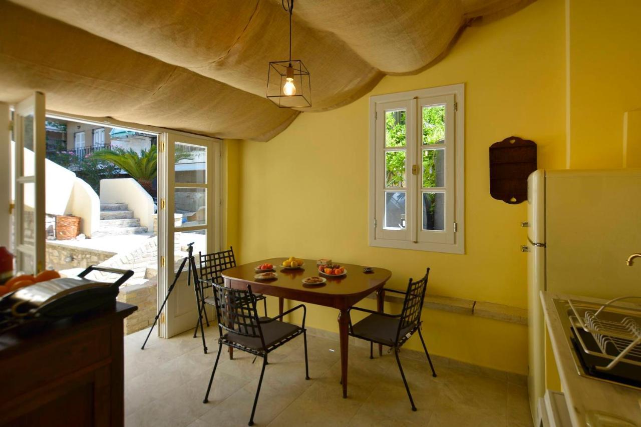 Aparthotel History House Corfu (city)